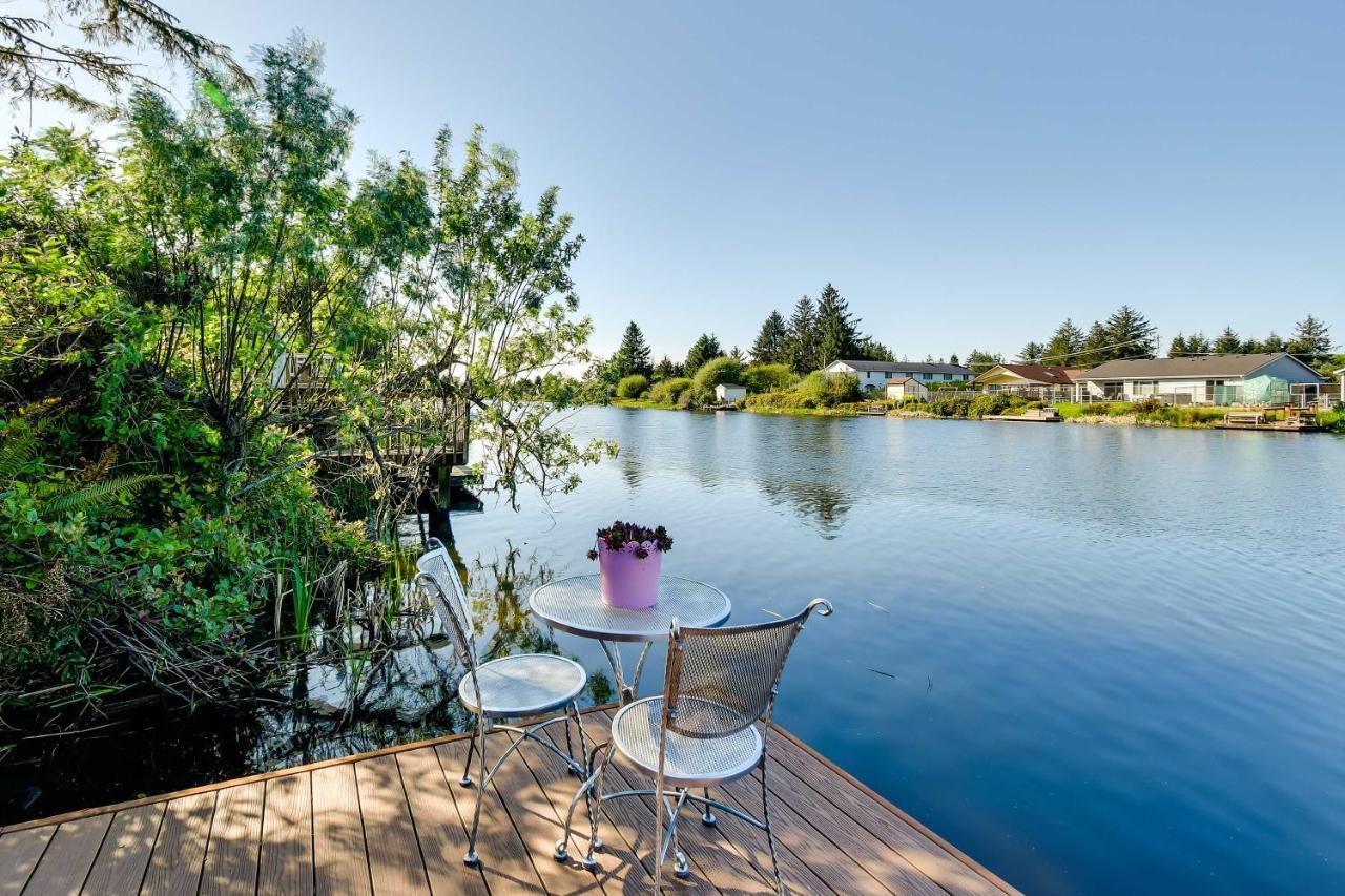 Ocean Shores Retreat With Porch And Canal Views! Kültér fotó