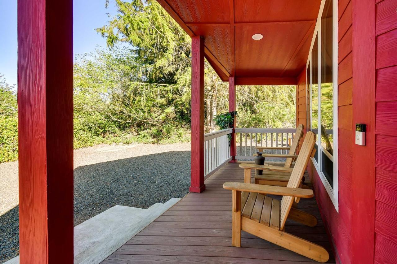 Ocean Shores Retreat With Porch And Canal Views! Kültér fotó